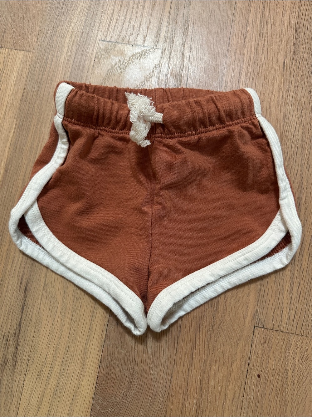 Little Co. Dolphin Shorts ORGANIC COTTON